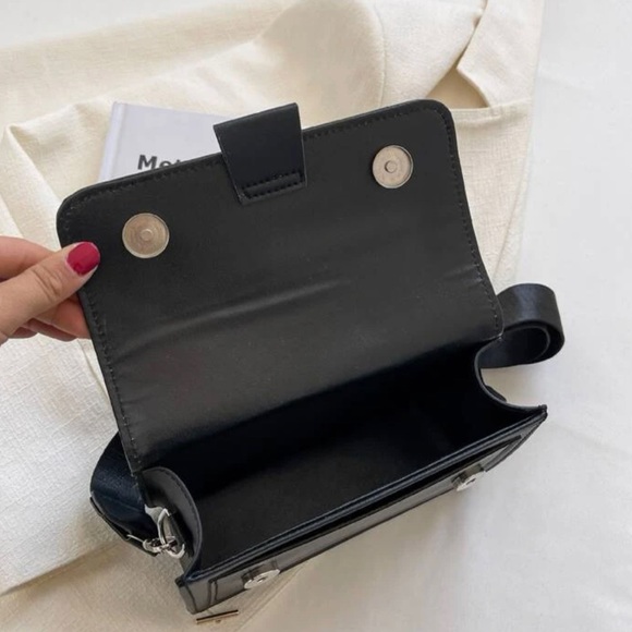 BLACK MINI FLAP BAG - Picture 2 of 3